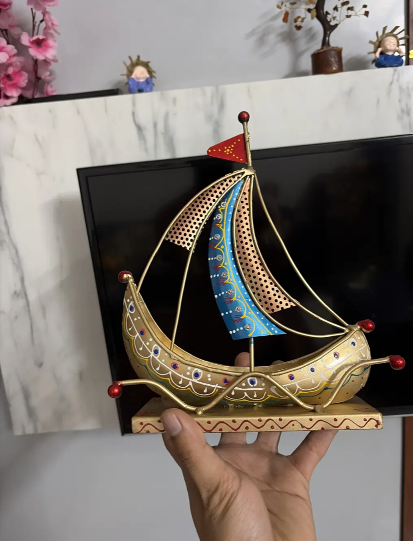 Majestic Voyager: Handcrafted Meenakari Iron Boat Decor