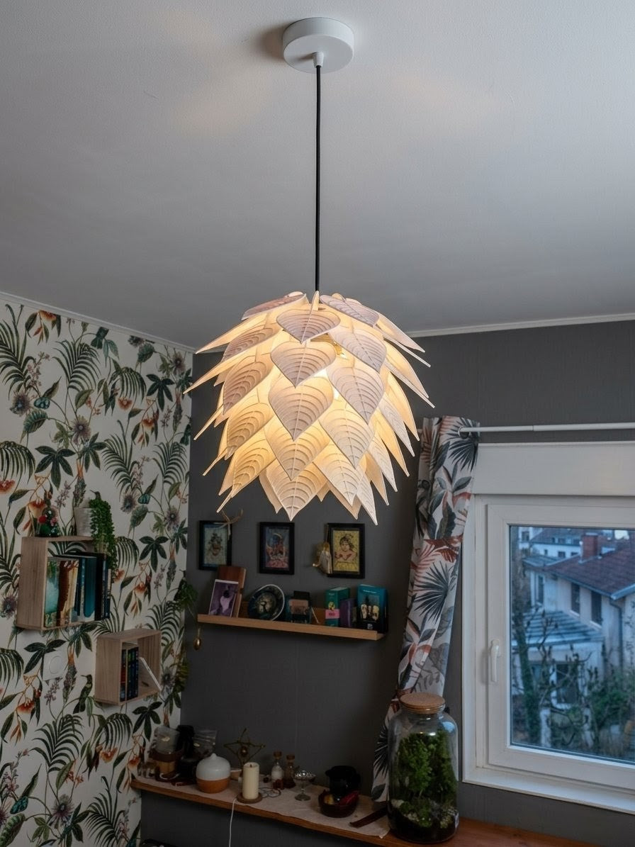 Minimalist Leaf Pendant Light
